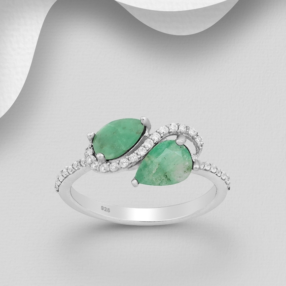 GEMSTONE RING DECORATED WITH CZ SIMULATED DIAMONDS - Picture 2 of 13